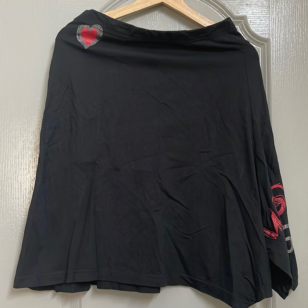 Black skirt - Picture 2 of 3